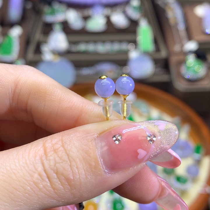 翡翠颈饰18K金镶嵌翡翠吊坠