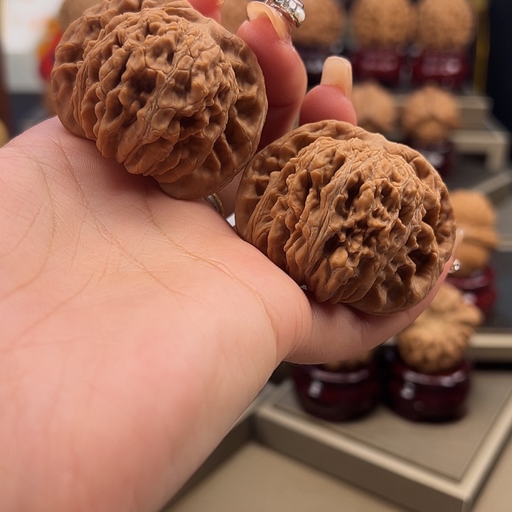 文玩核桃把件48 九山顶 四座楼 u-018