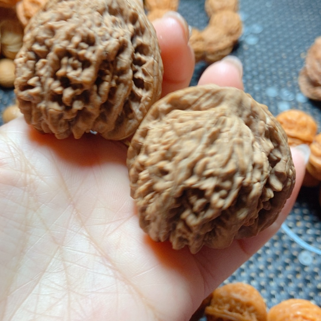 文玩核桃手串四座楼