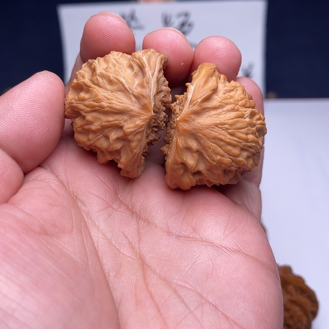 文玩核桃把件37聚宝盆