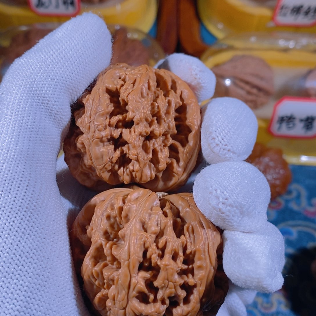 吊坠文玩核桃大*大粗筋