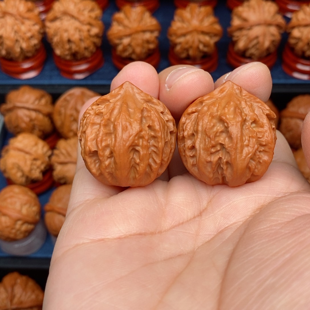 把件文玩核桃晓*手捻粗筋八棱