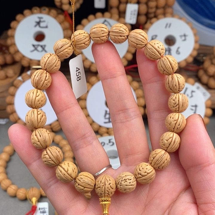 桃核手串金豆11.5宽抛光板尺寸误差0.5之间