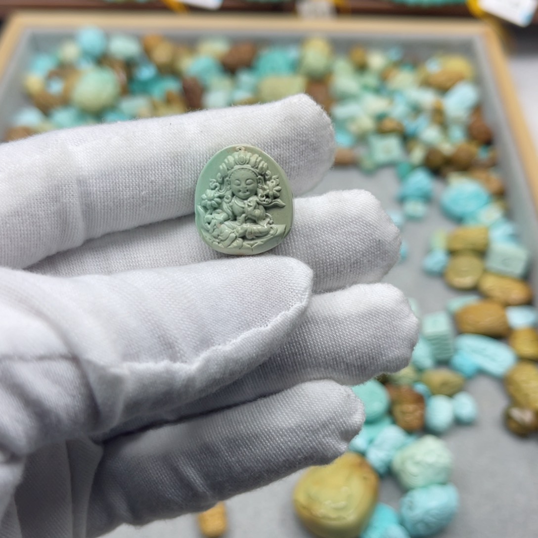 绿松石挂件未镶嵌