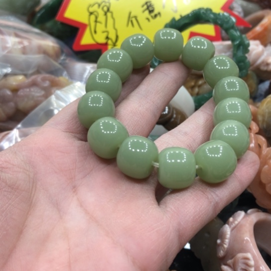 南红玛瑙手镯合金不**海