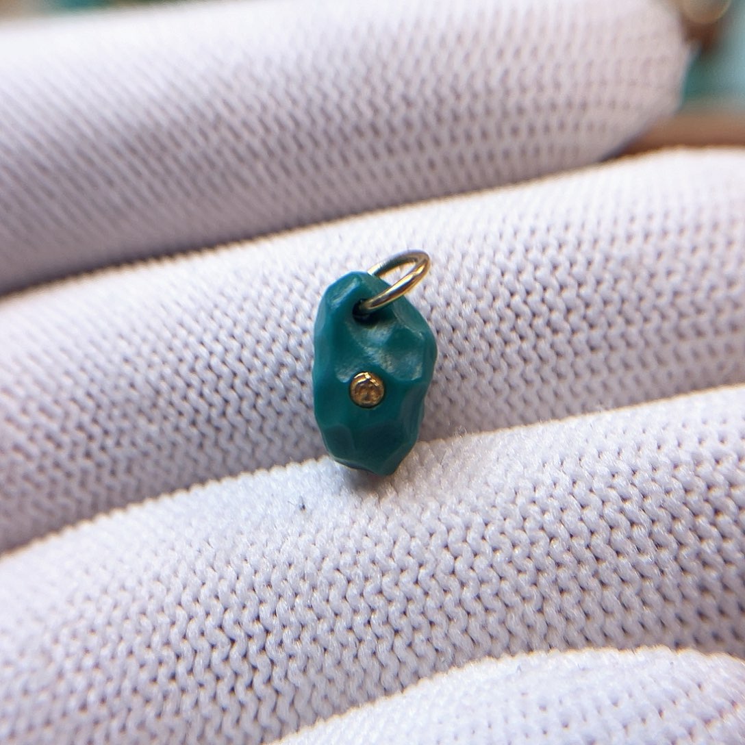 绿松石配饰未镶嵌