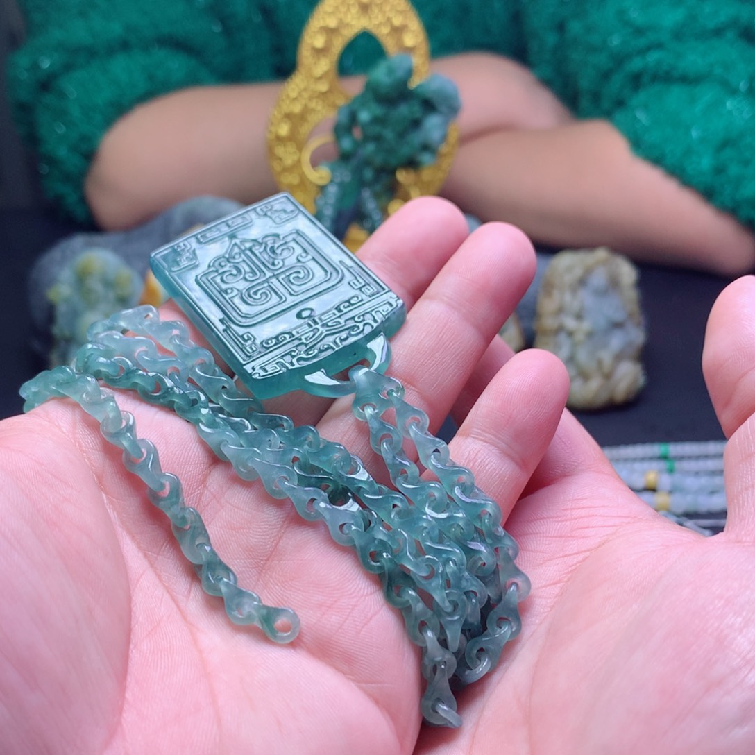 老***李定制翡翠未镶嵌翡翠