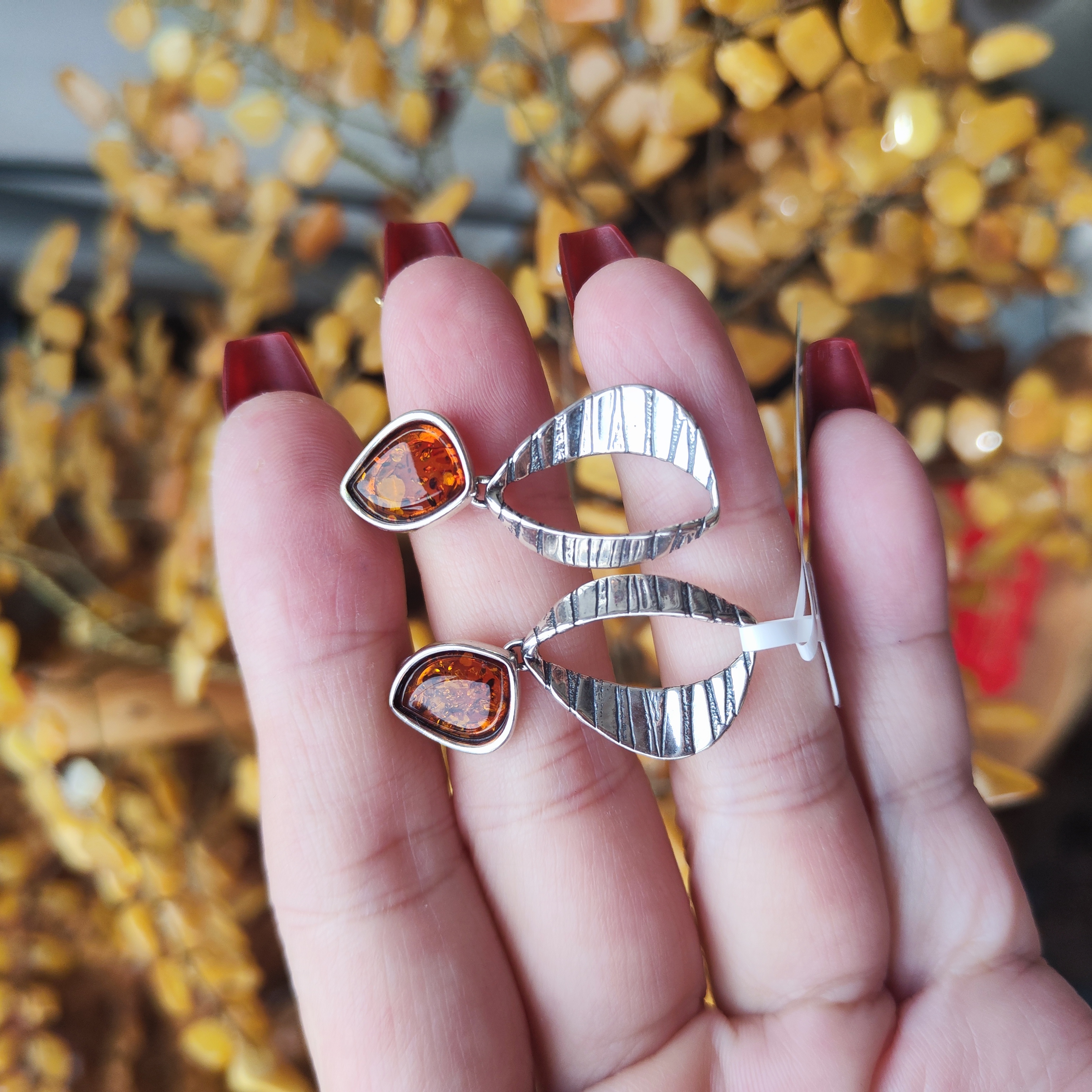 S&A赛吉925银镶嵌花珀耳饰