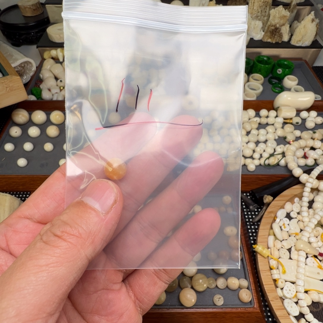 悠***闲树脂制品特价处理