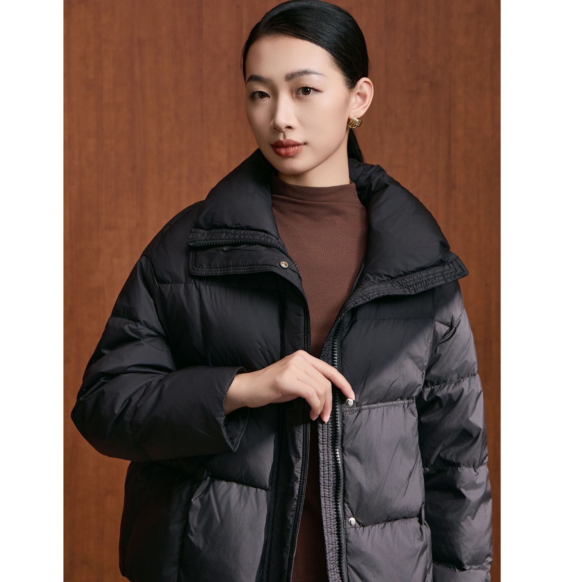 【达人专享】马天奴常规短款简约修身时尚羽绒服VHA271DCH0