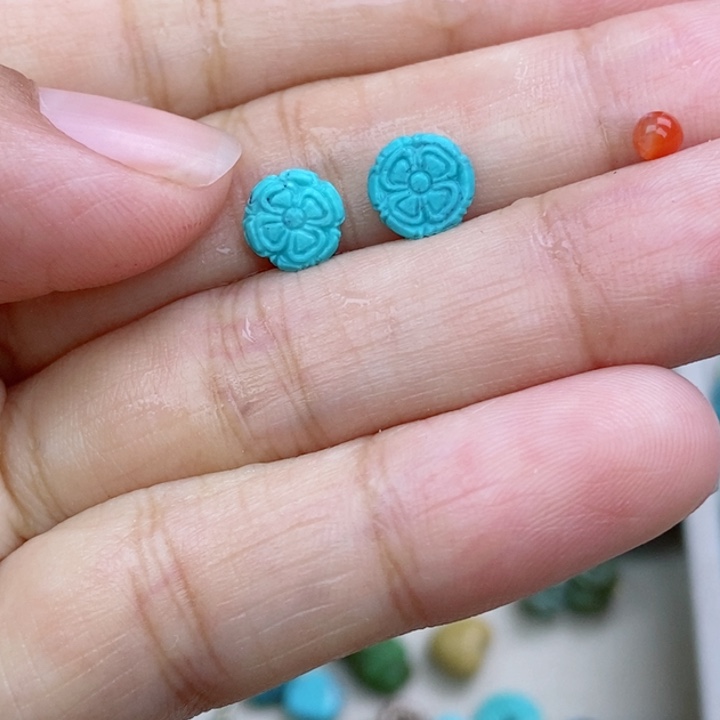 南红玛瑙未镶嵌珠宝奇石