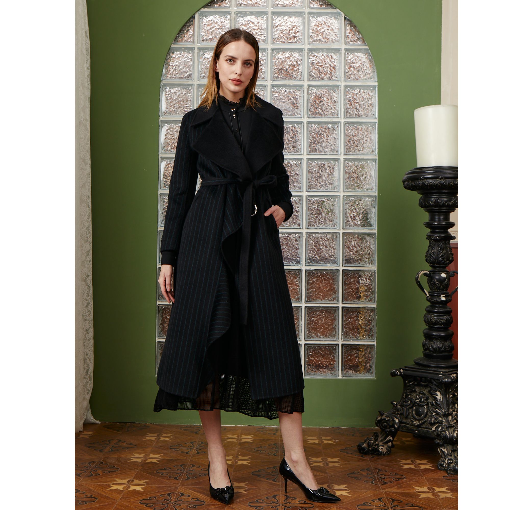 SAFICOO    83480101  收腰放摆  优雅干练风  中长款毛呢大衣