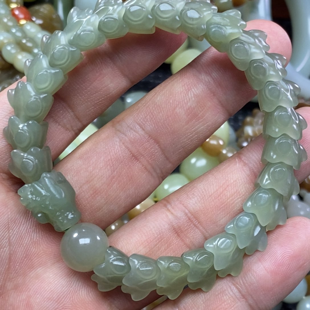 和田玉手链未镶嵌