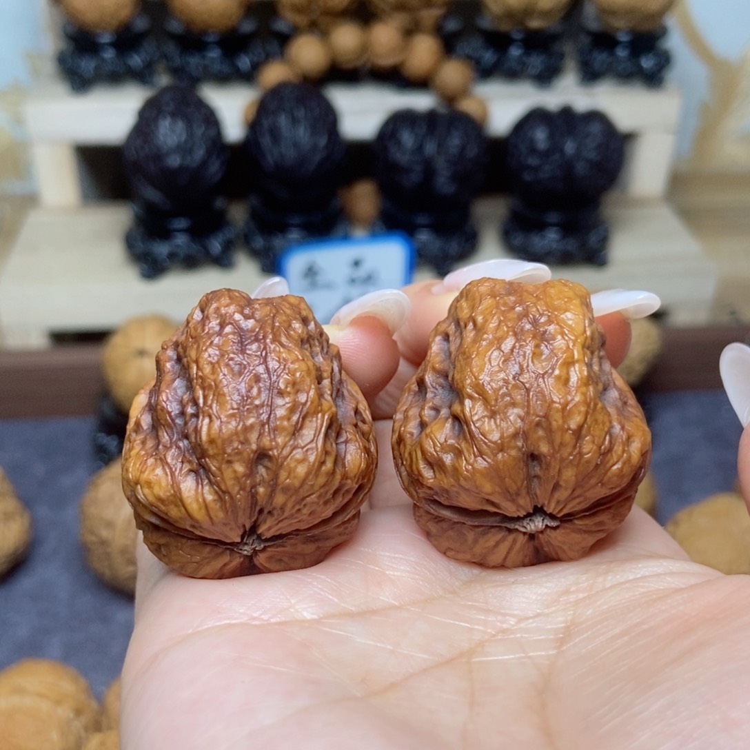 桃核把件7…………37mm