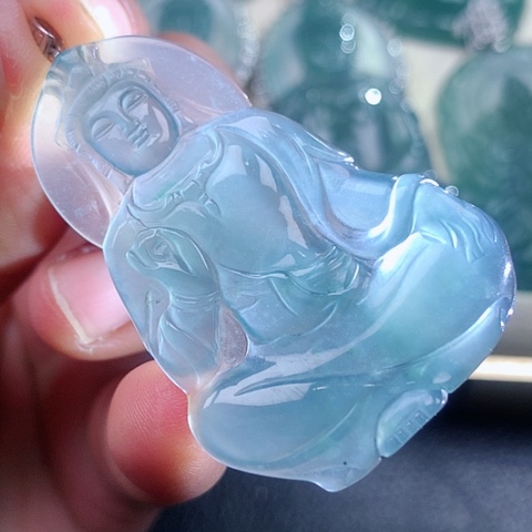 【闪购商品】翡翠颈饰18K金镶嵌天然翡翠