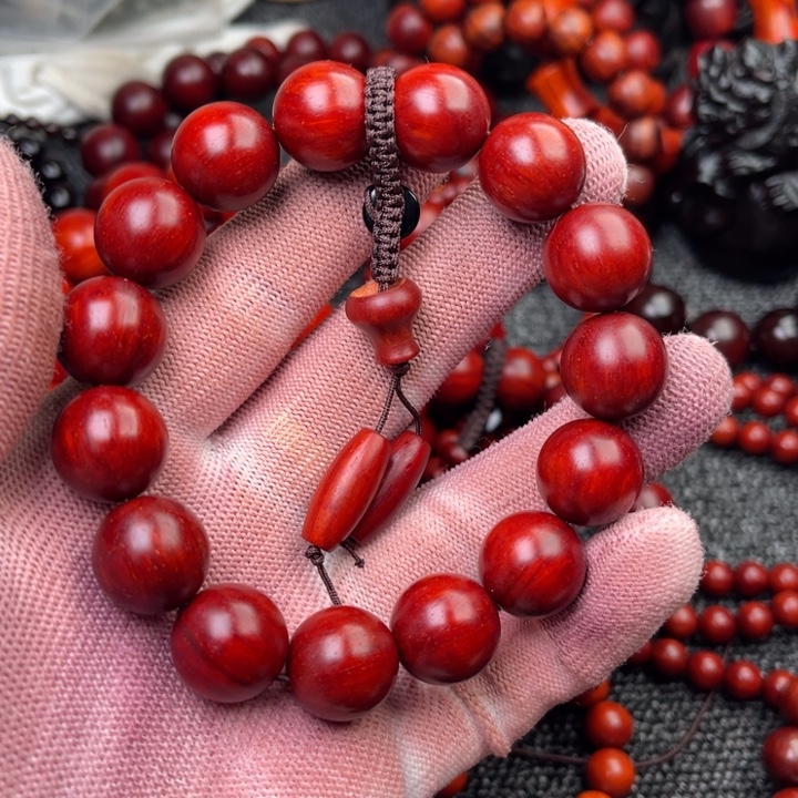 T****手串/手链染料紫檀（血檀）1.5鸡血红