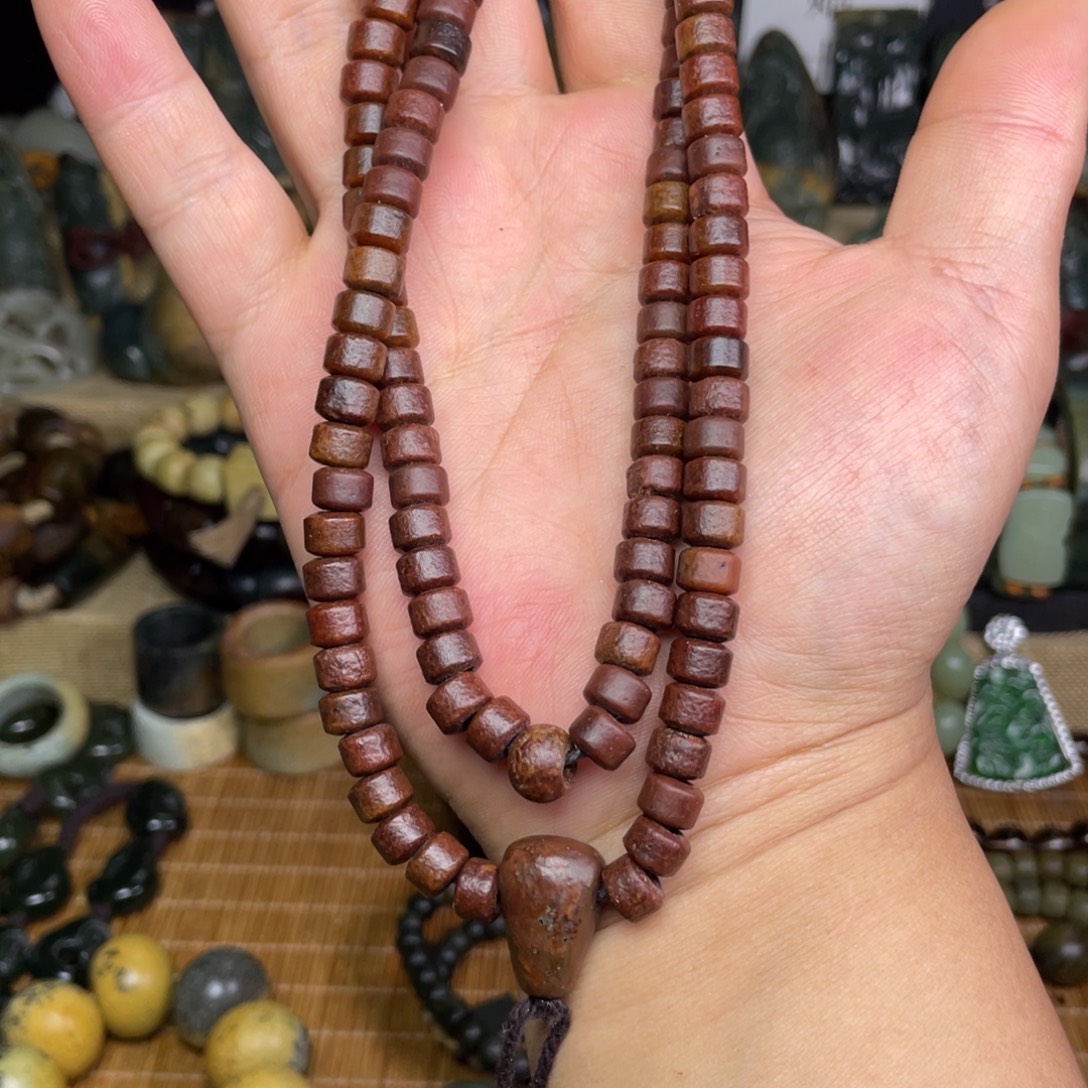 岫岩河磨玉（透闪石质玉）未镶嵌颈饰8×6.108