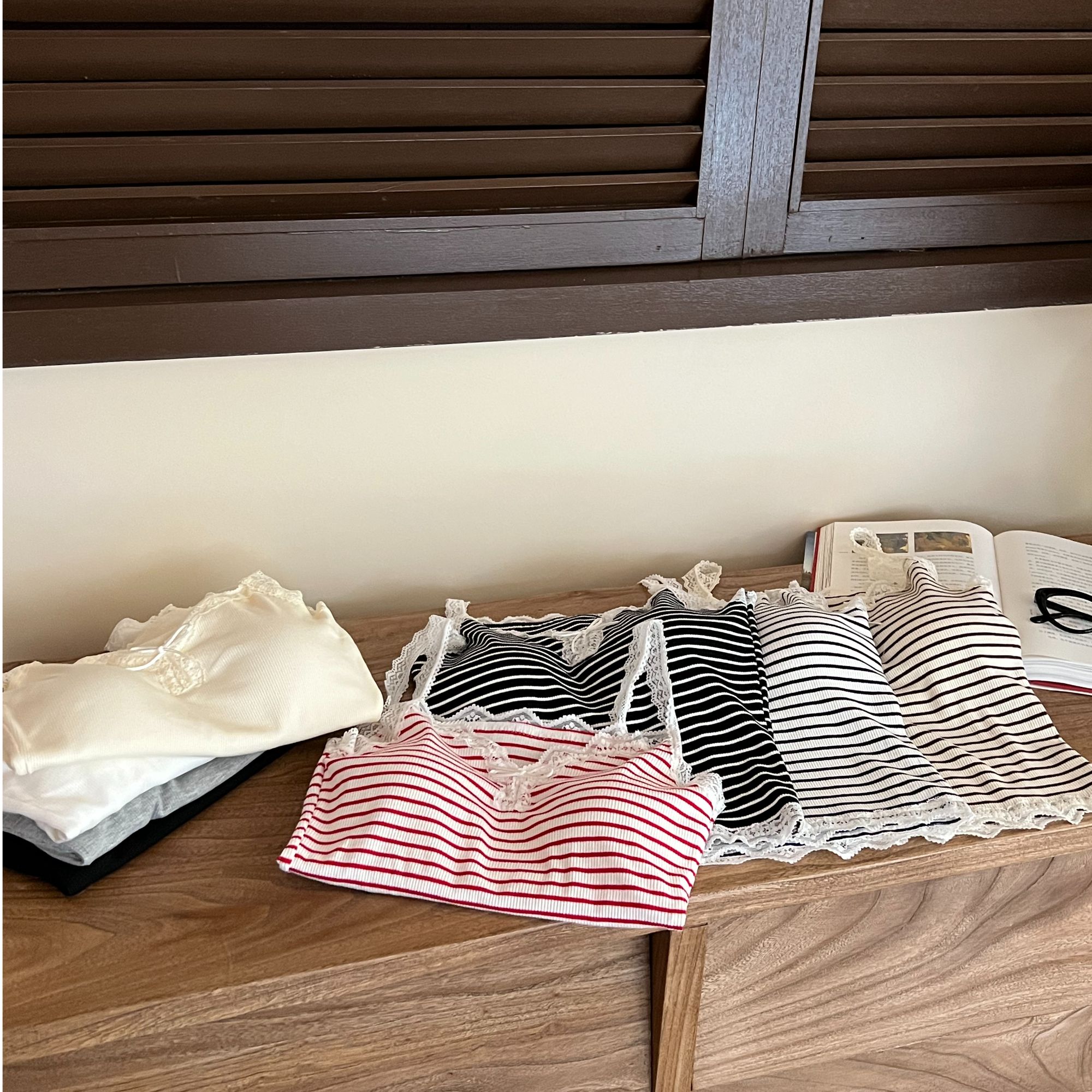 春夏百搭美背甜辣背心小吊带女纯情蕾丝边打底衫内搭修身螺纹上衣