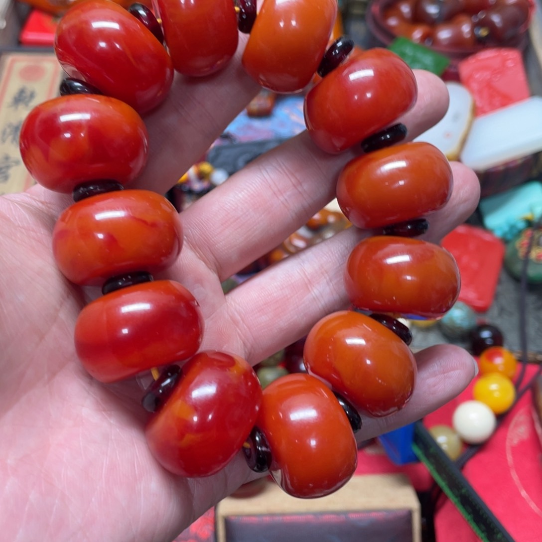 琥珀裸石未镶嵌好物推荐如图所示