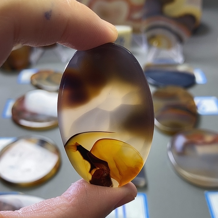 玛瑙/玉髓未镶嵌珠宝半成品