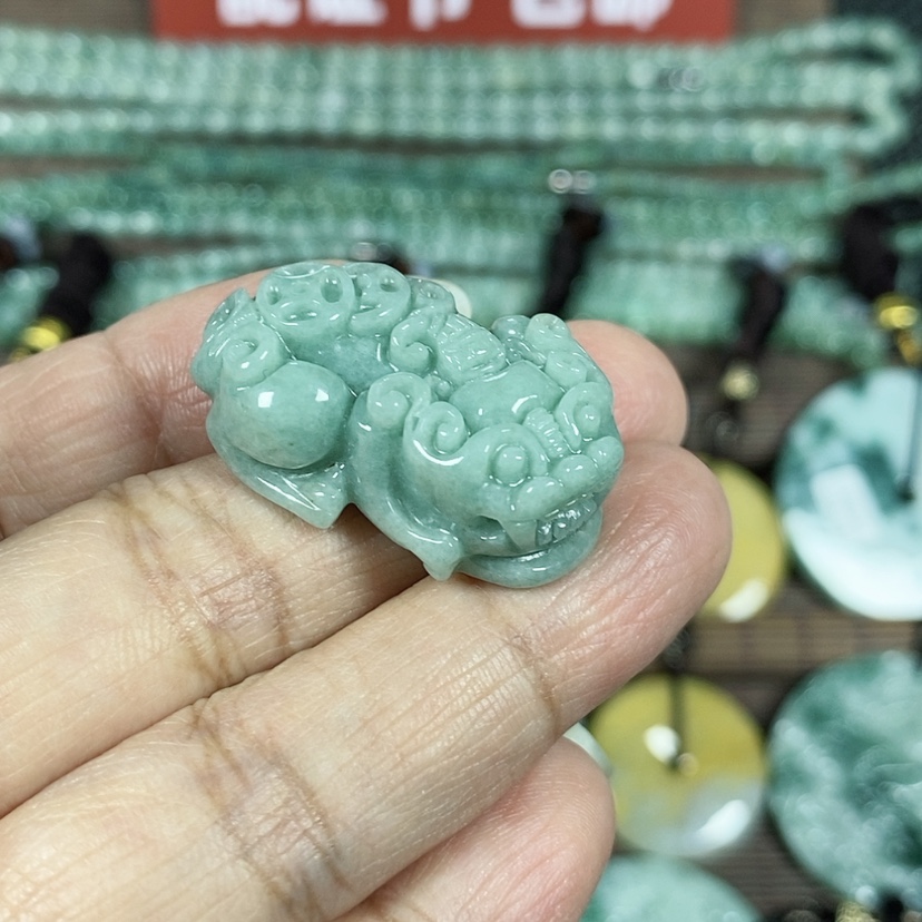 【闪购商品】翡翠颈饰未镶嵌玉吊坠翡翠玉四钱貔貅吊坠小款