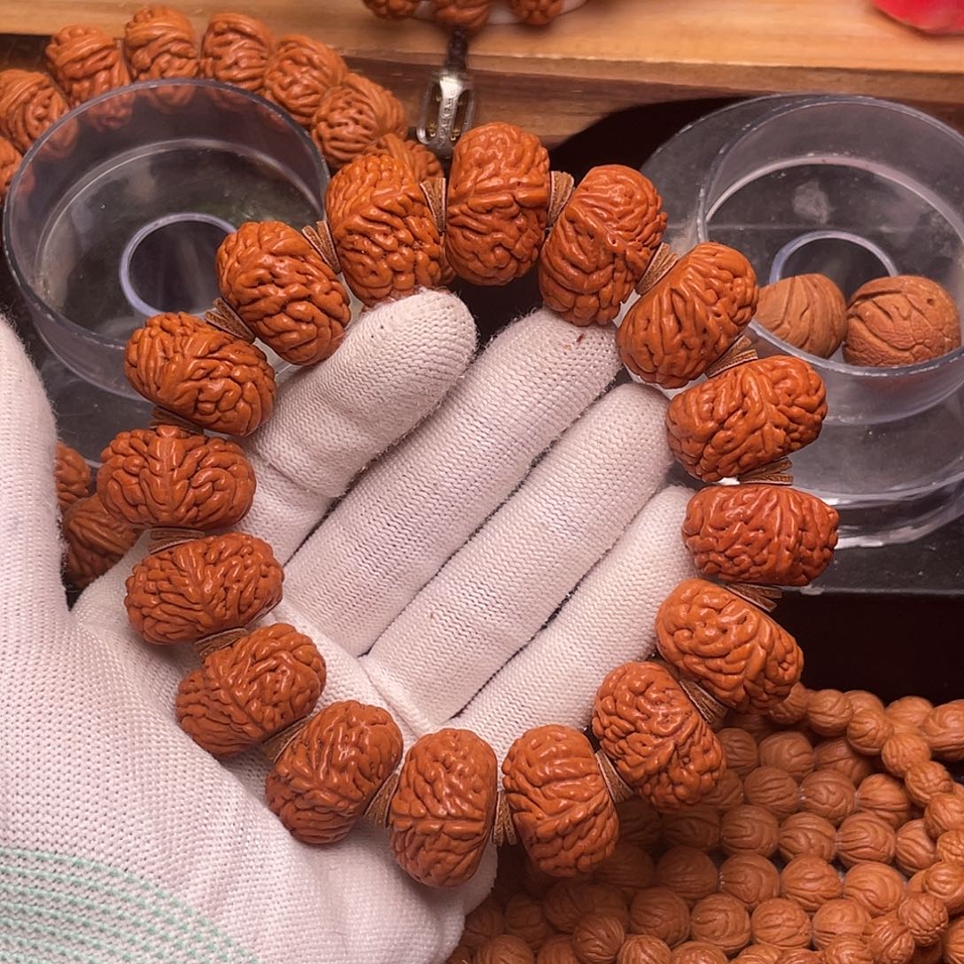 桃核手串红皮五爪金龙23