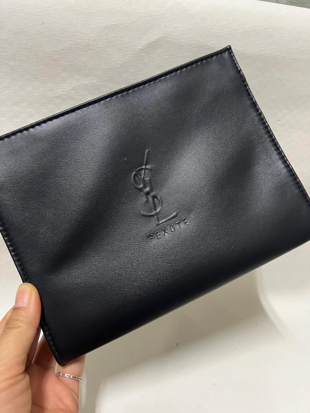 全新未使用 YSL/圣罗兰 哑光 皮质 手拿包 洗漱包/全新