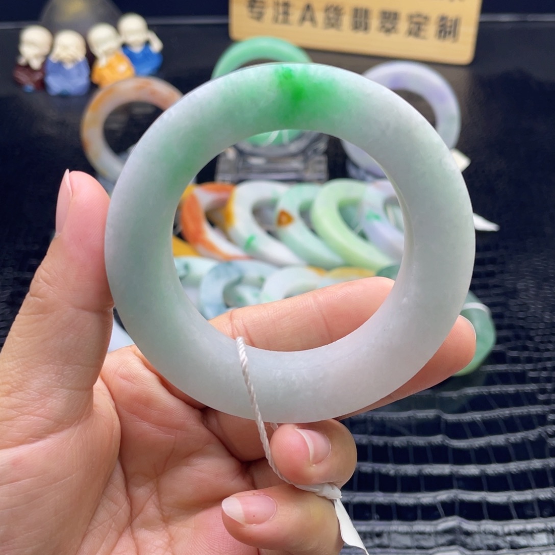 未镶嵌翡翠定制翡翠