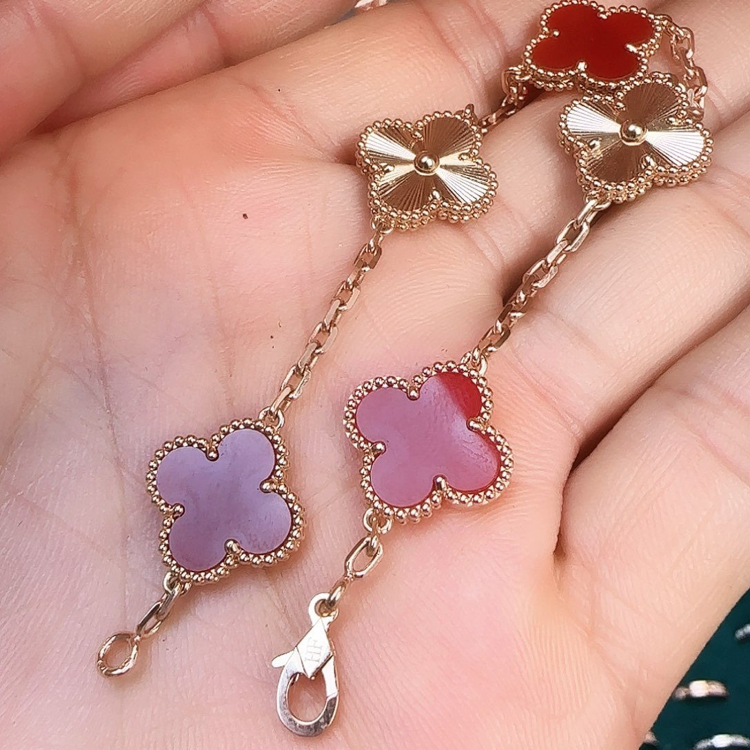 玛瑙/玉髓手链18K金镶嵌金之钻珠宝首饰店