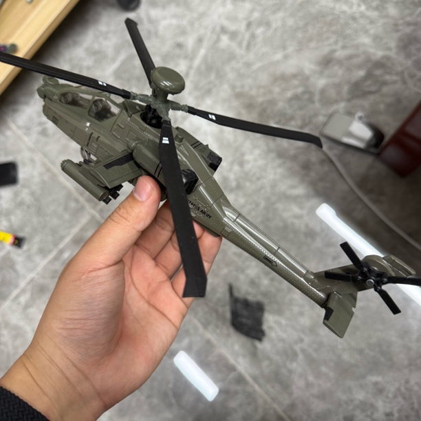 【阿帕奇】直升机模型成品abs材质模型1比72比例