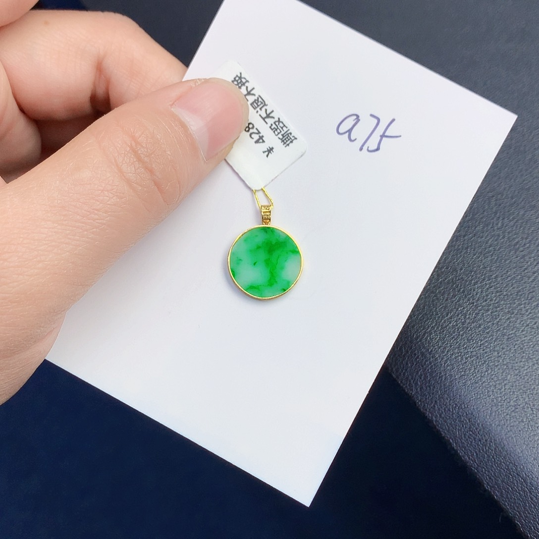 【闪购商品】翡翠颈饰18K金镶嵌000000000