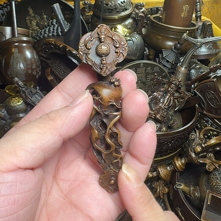 铜器摆件收收藏藏