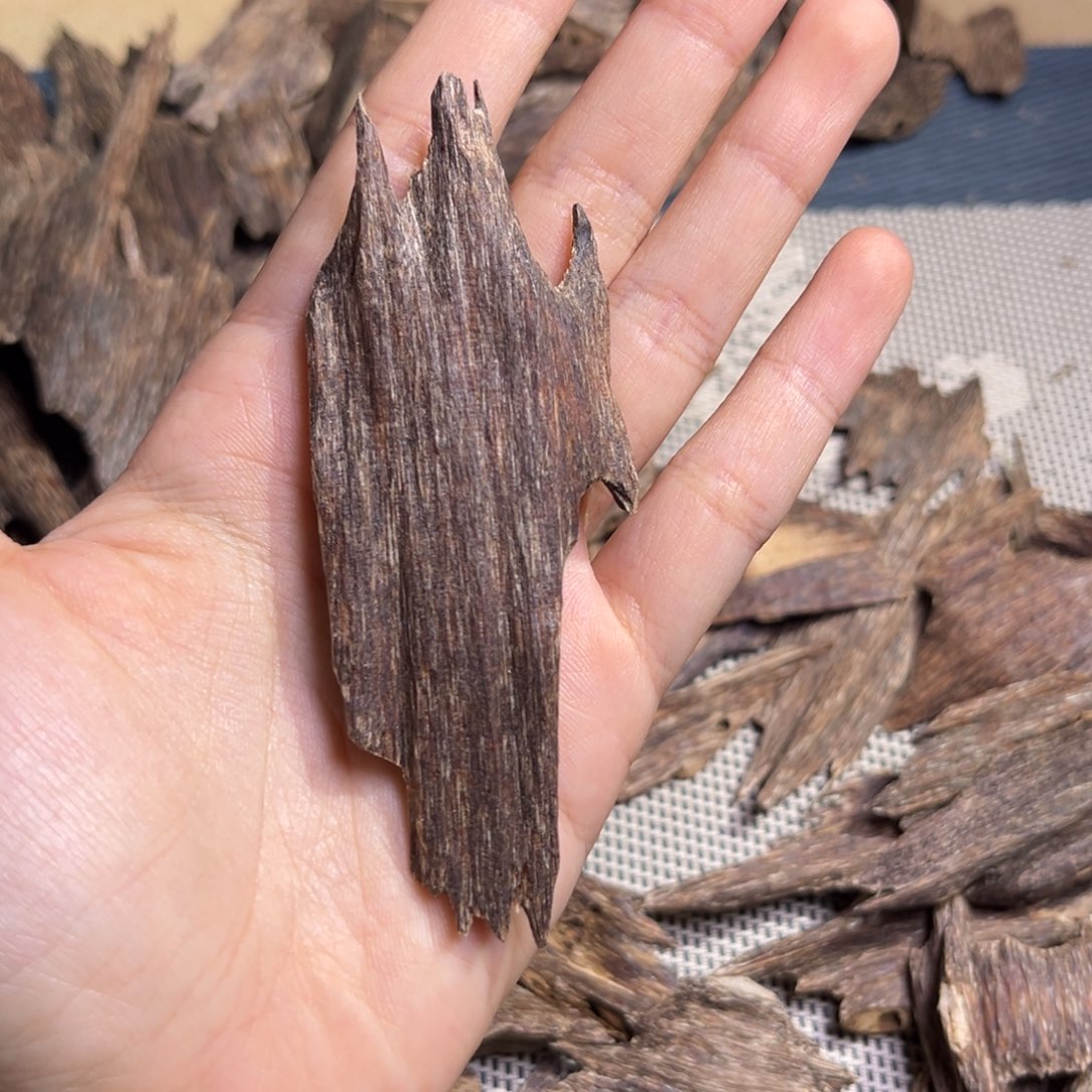 掩***耳香料海南红油树心香3.8克