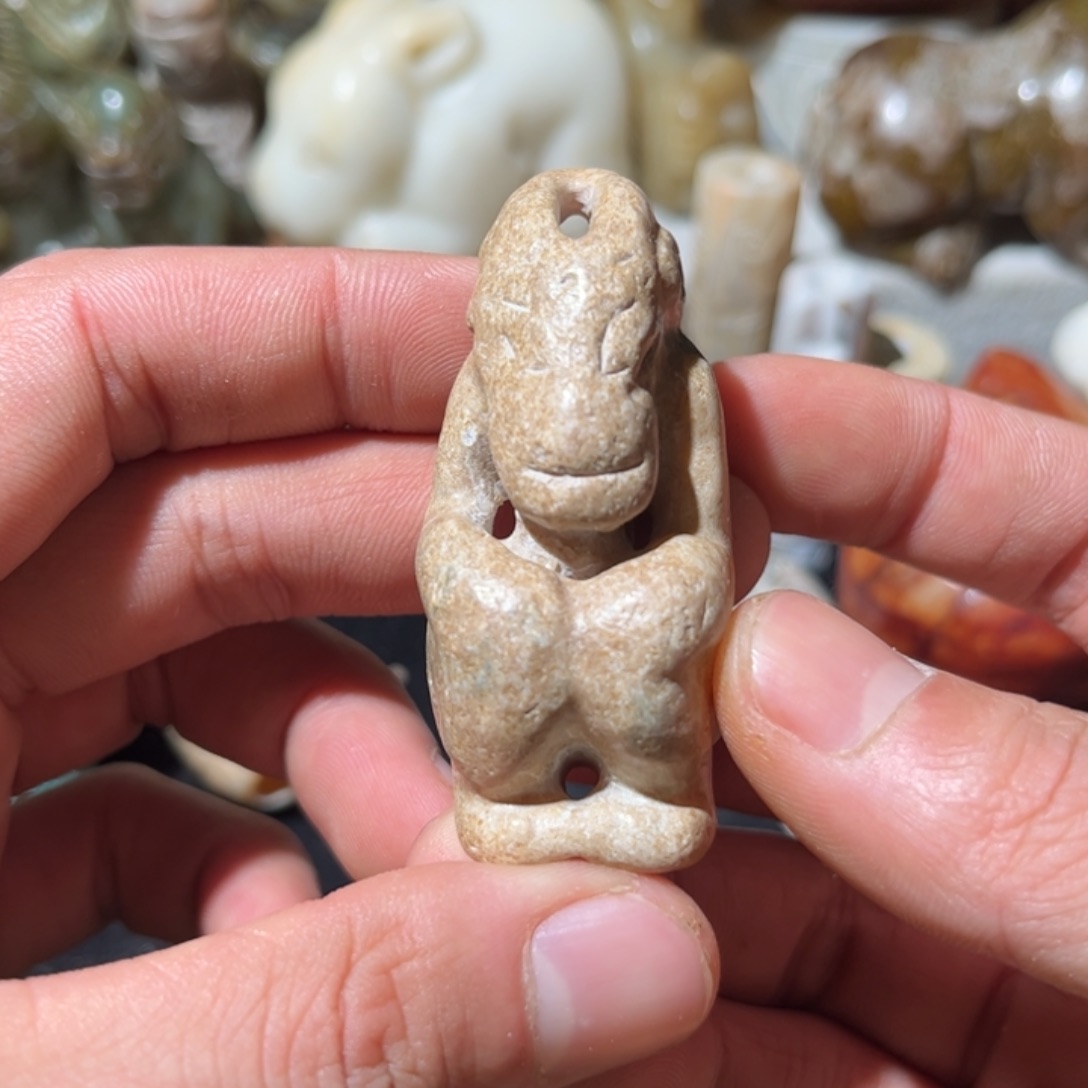 和田玉未镶嵌挂件