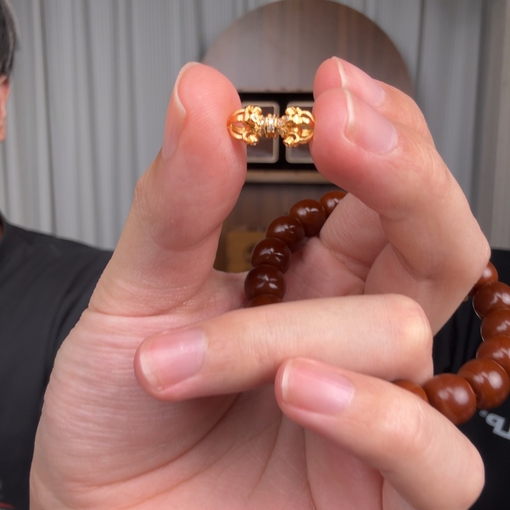 陈***伶背云被云被云背云