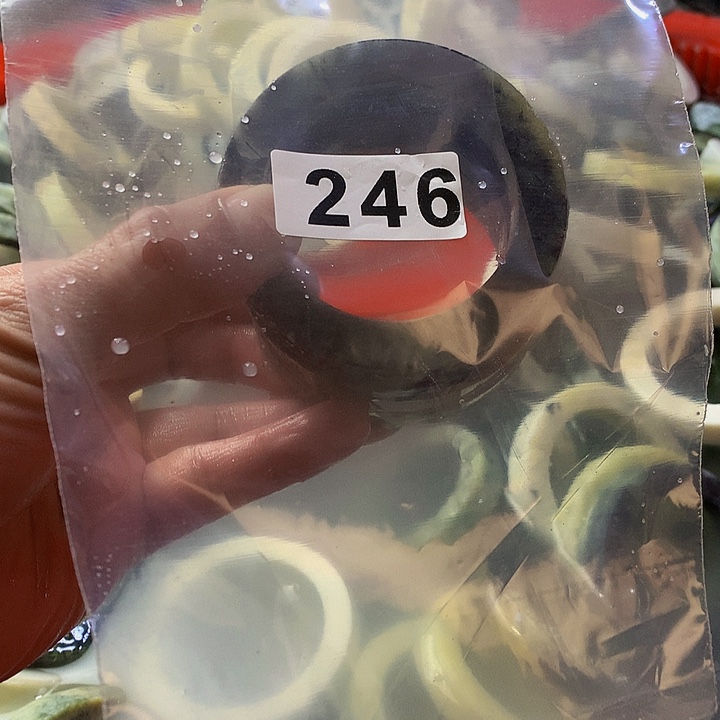 蛇纹石玉原未镶嵌