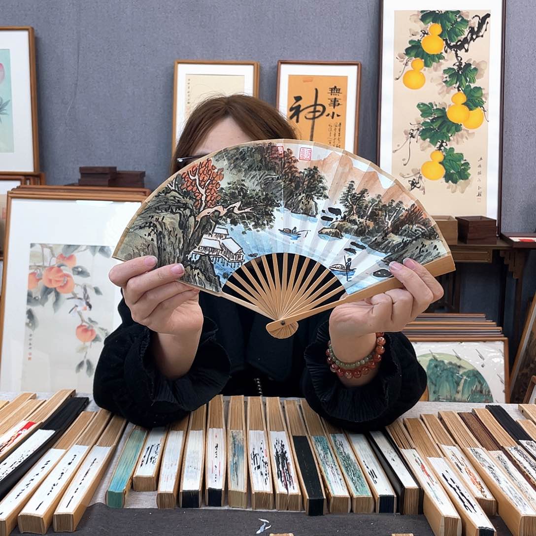 国画6寸玉竹-纯手绘-文玩扇骨（默认粘好）