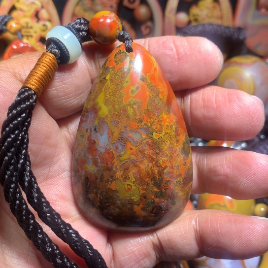 玛瑙/玉髓颈饰未镶嵌