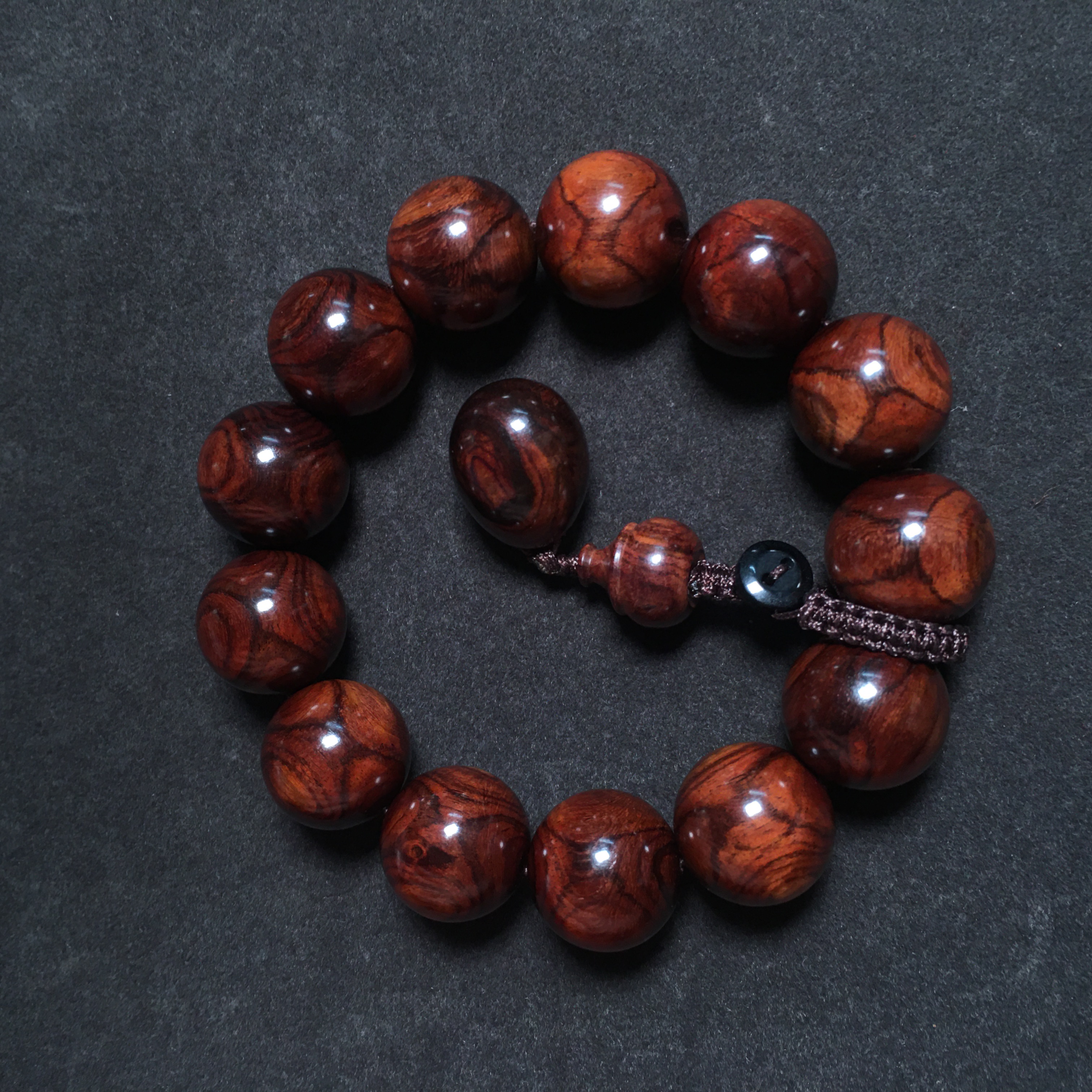 【一物一拍】FS010海南黄花梨油梨多彩1.8鬼脸对眼手串