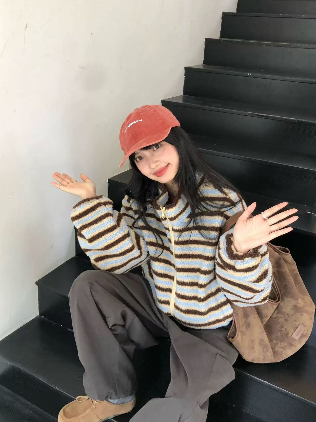 秋冬韩系甜美复古撞色条纹摇粒绒半高领拉链式宽松外套女