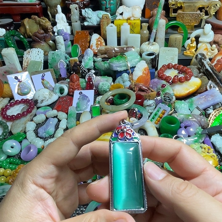 密胺瓷片实物如图