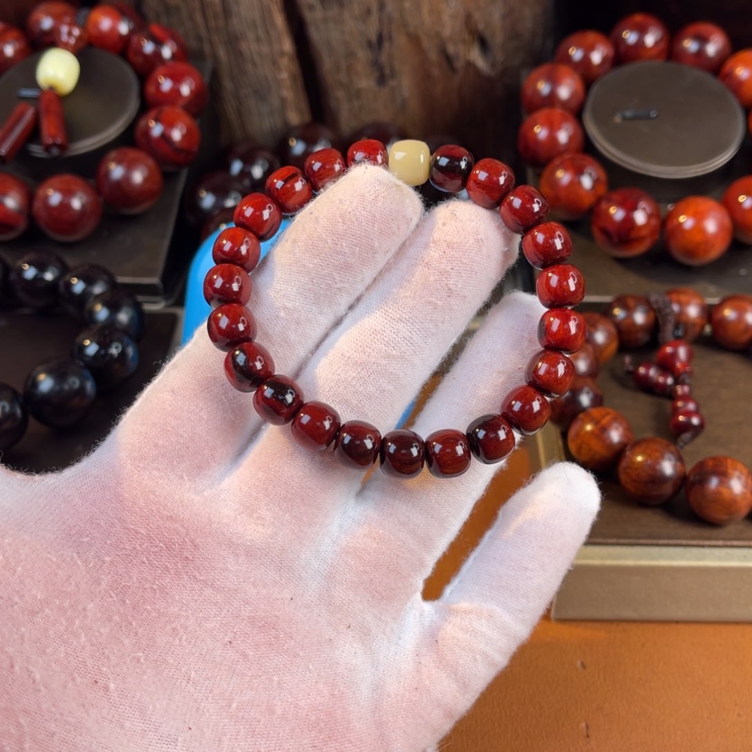 檀香紫檀（小叶紫檀）L****0