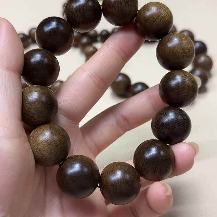 朋***哥手串沉香沉香手串18