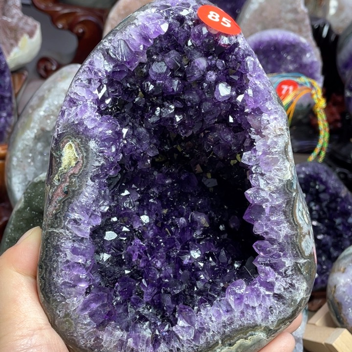 水晶摆件未镶嵌捡漏