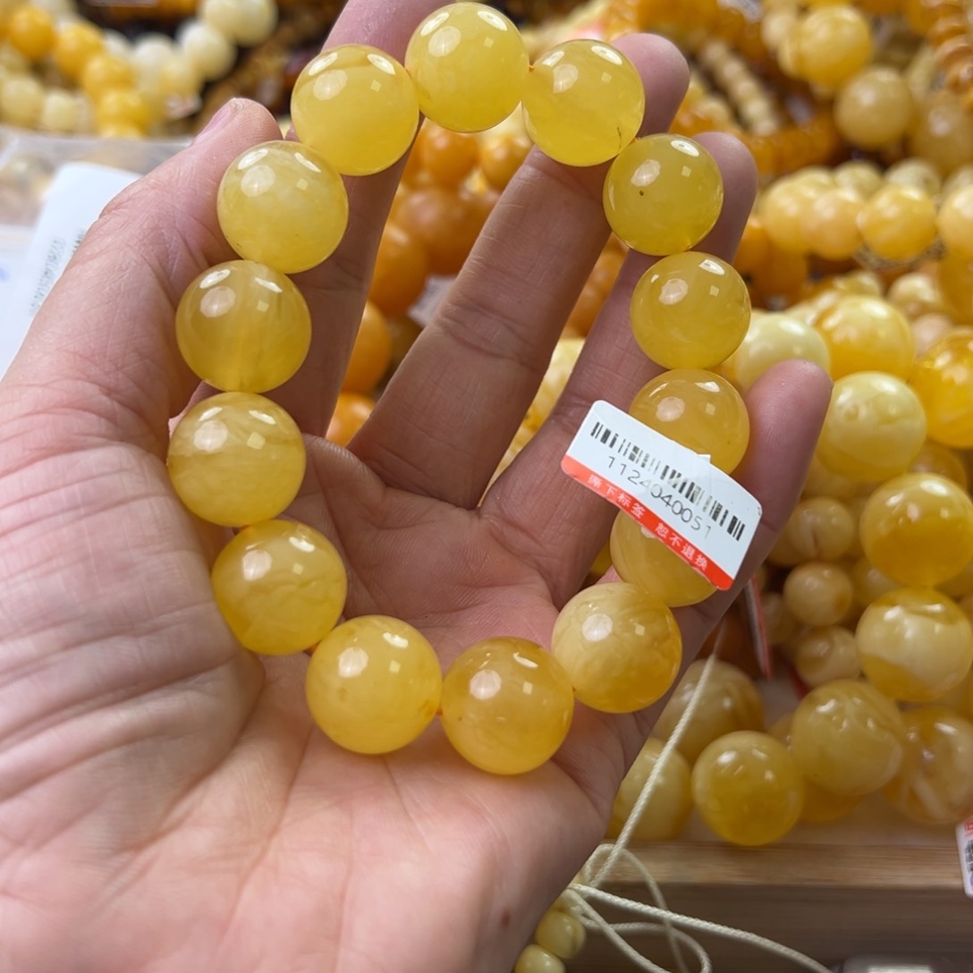 琥珀珠宝奇石未镶嵌