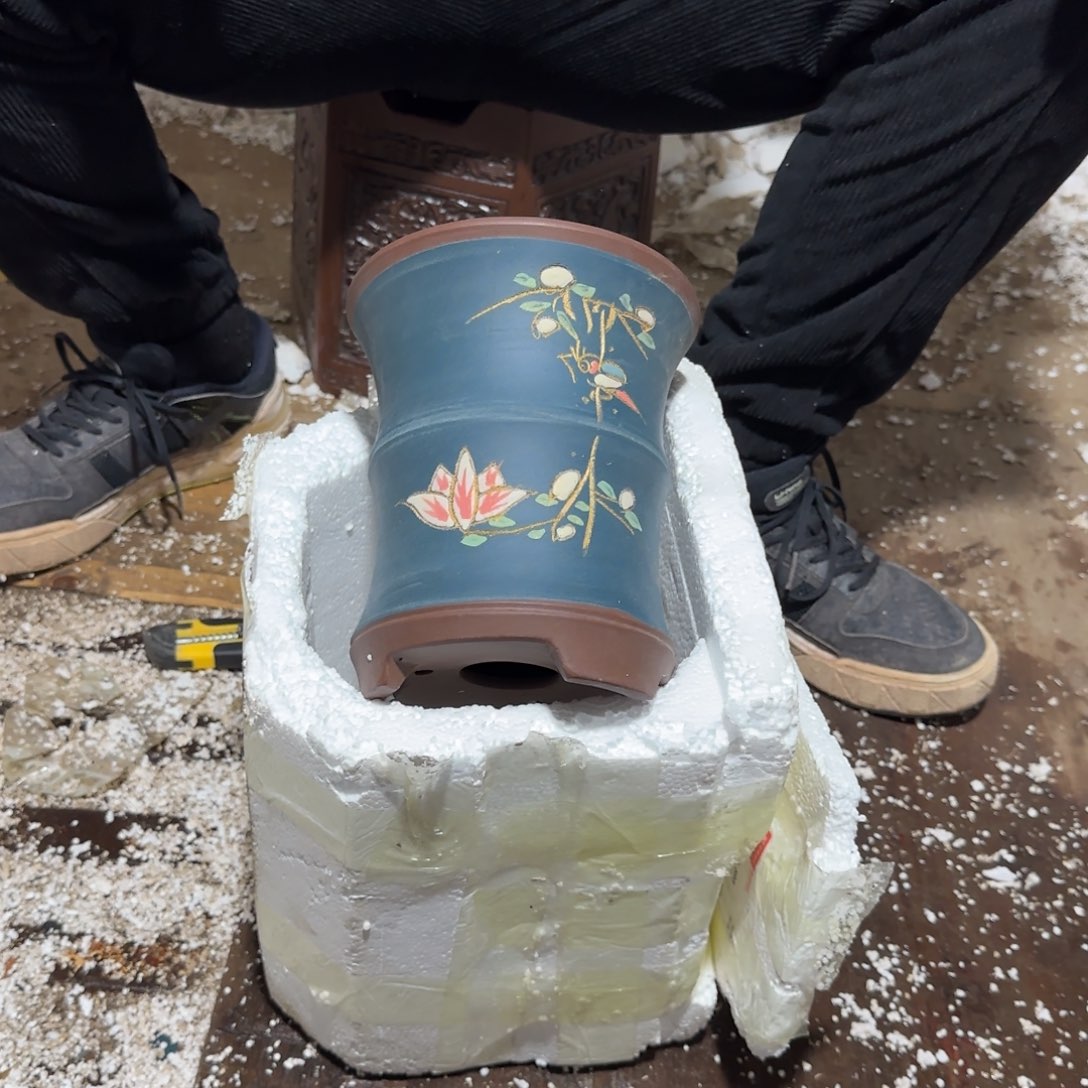 紫砂花盆瑕疵和瑕疵的