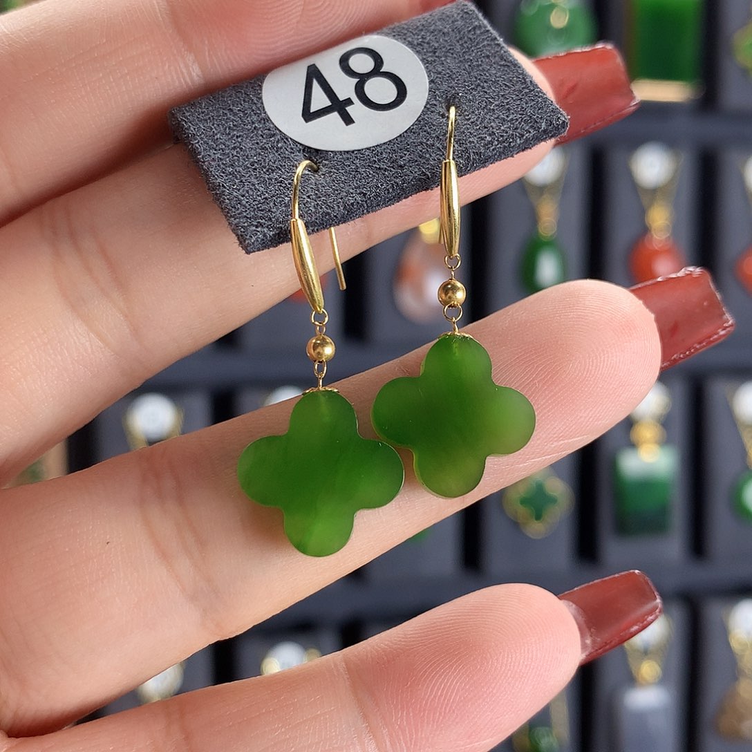 和田玉耳饰18K金镶嵌48