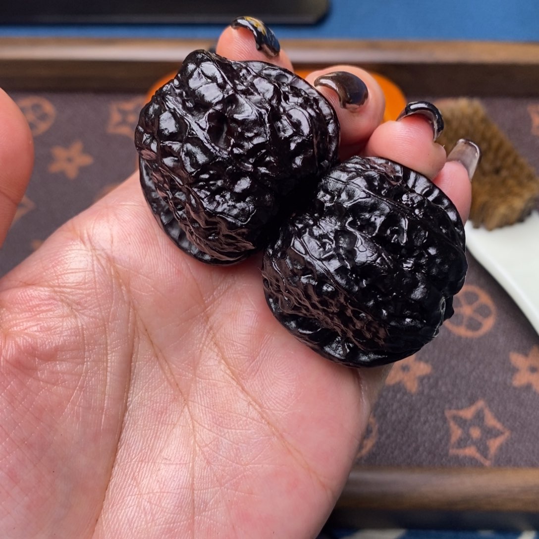 文玩核桃吊坠40蛤蟆