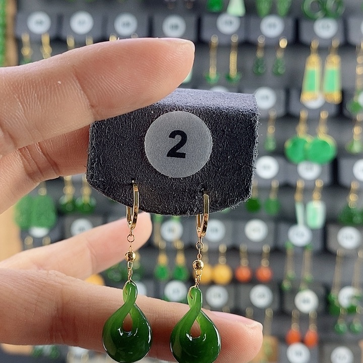 和田玉耳饰18K金镶嵌