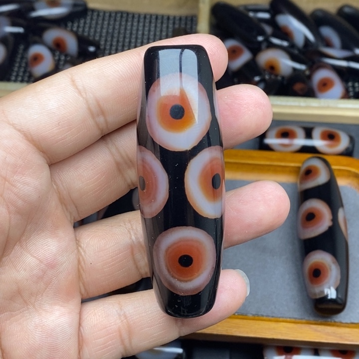 玛瑙/玉髓桶珠未镶嵌A*宇六眼一个mp